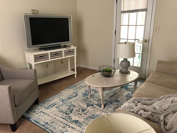 2nd image of 603 Hogan St #1