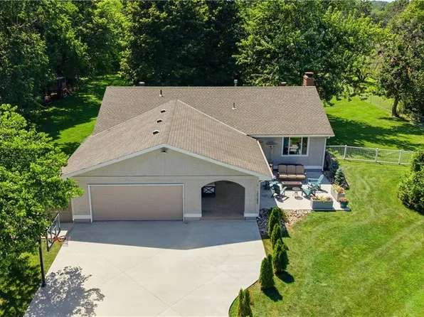 20280 Nall Ave, Stilwell, KS 66085