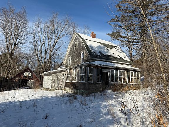 2nd image of 9 Daggett Street