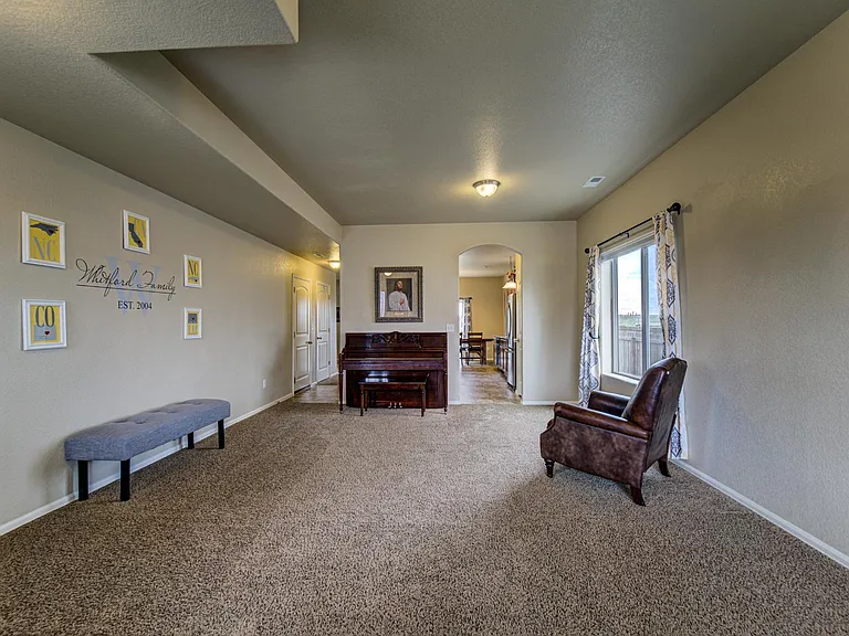 9711 Desert Lily Cir — Photo 33