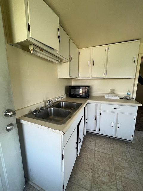 1st image of 121 E Church St #1/2