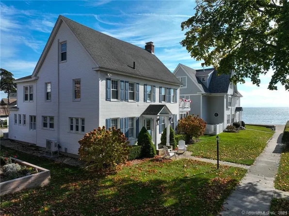 32 East Walk, Clinton, CT 06413