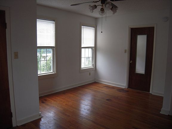 4th image of 215 W Cervantes St APT E