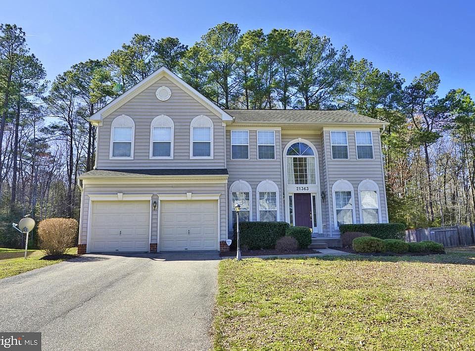 1st image of 21363 Birdseye Ct