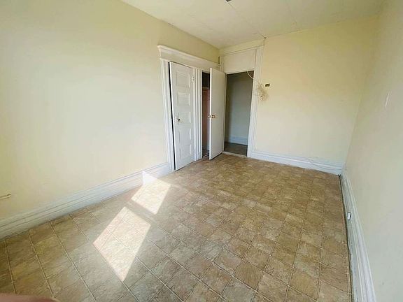 5th image of 87-01 Jamaica Ave #3