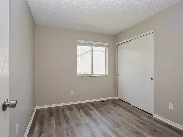 3150 Plainfield Ct — Photo 15