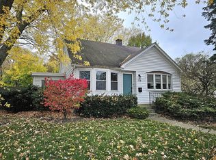 139 N Butterfield Rd, Libertyville, IL 60048