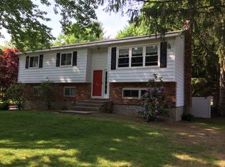 6103 SW 12th St, Des Moines, IA 50315