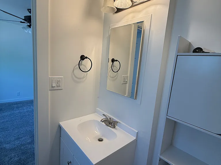 681 S Orchard Ave — Photo 13