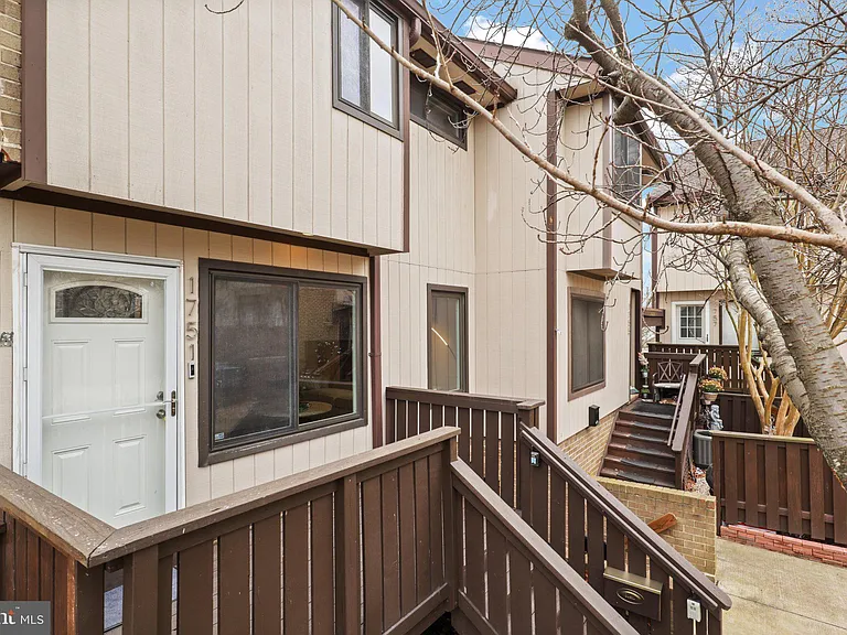 1751 Westwind Way #38B — Photo 2