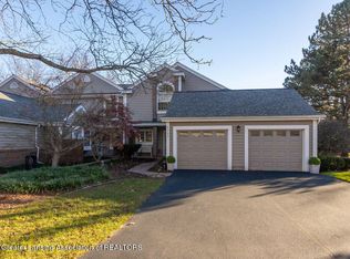 6342 Lake Dr #22, Haslett, MI 48840