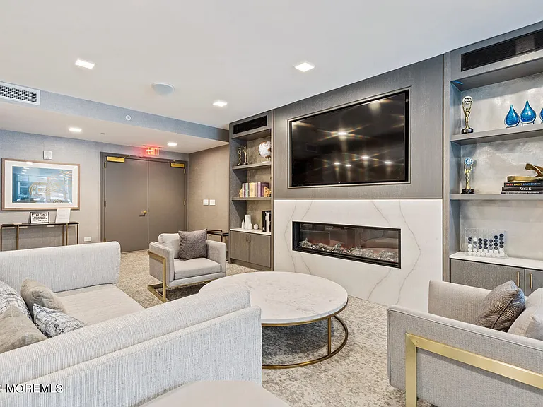 15 Morris Ave #507 — Photo 39
