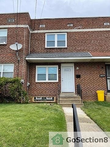 2nd image of 3733 Schleicher Ave