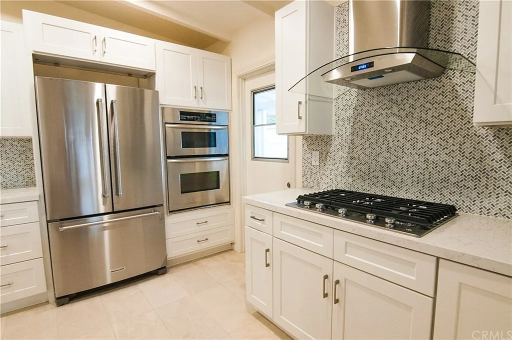 3 bed, 1522 sqft, $5,800 — Photo 3