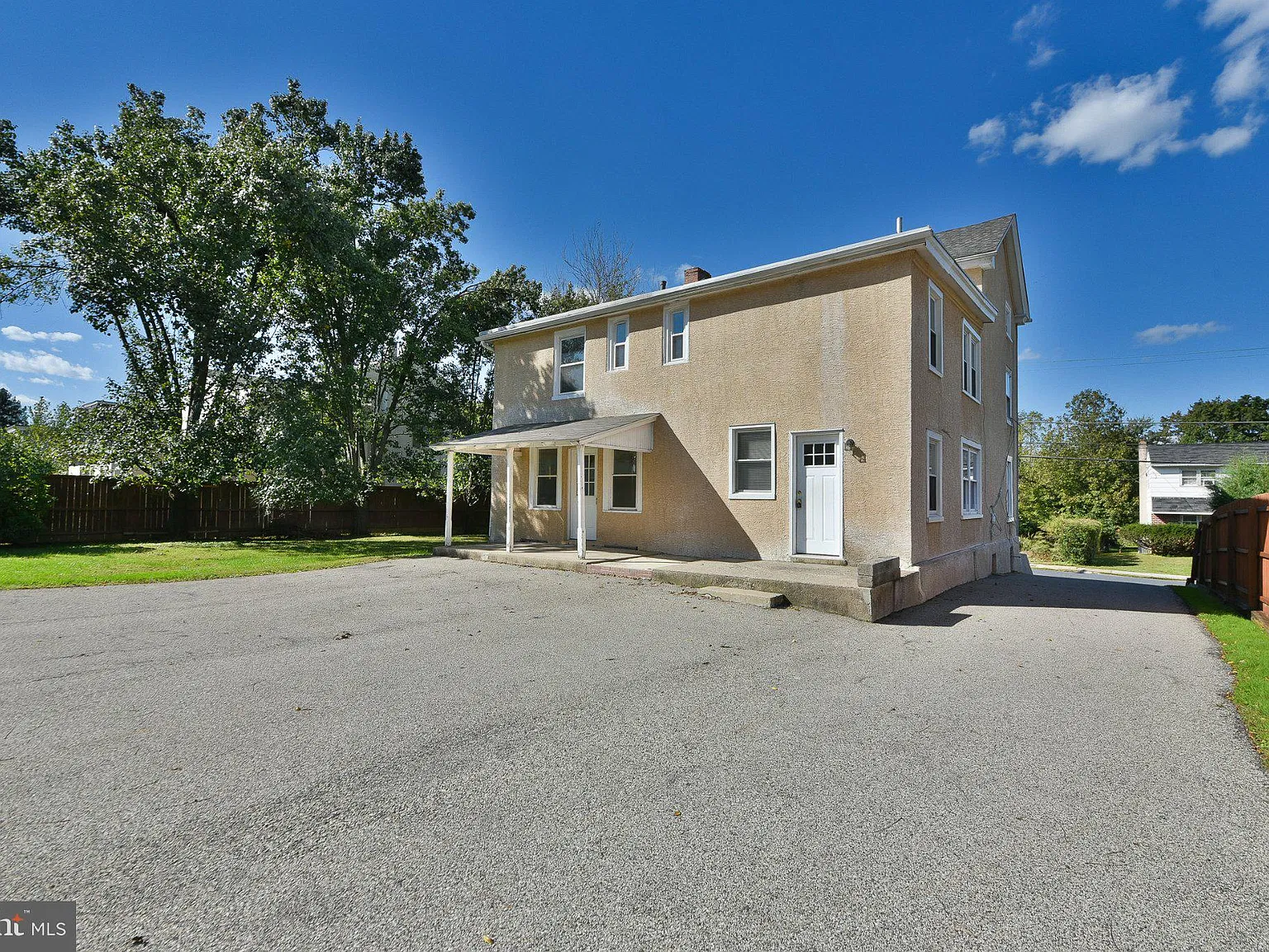 12 W Mill Rd — Photo 4