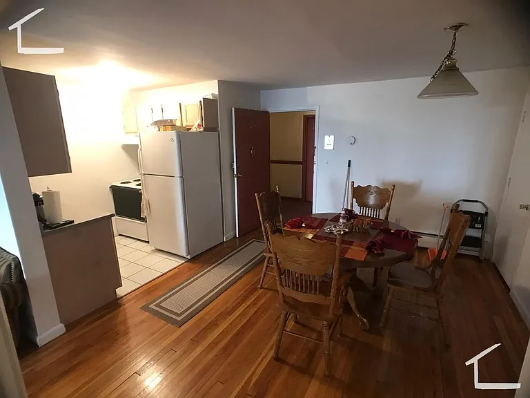 53 Evergreen St #4 — Photo 3