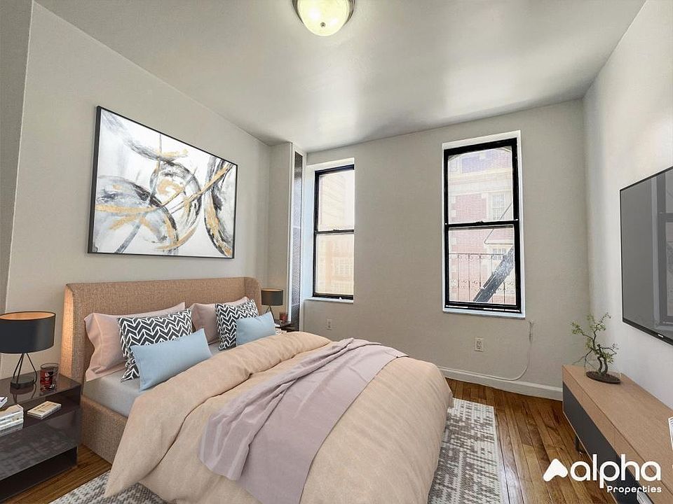 1st image of 332 E 95th St #40