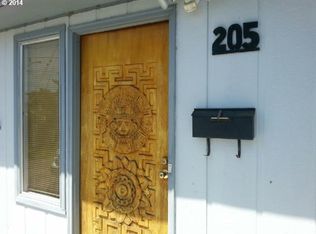205 Alder St, Myrtle Point, OR 97458