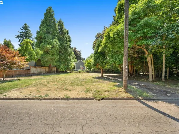 550 Arthur St, Woodburn, OR 97071