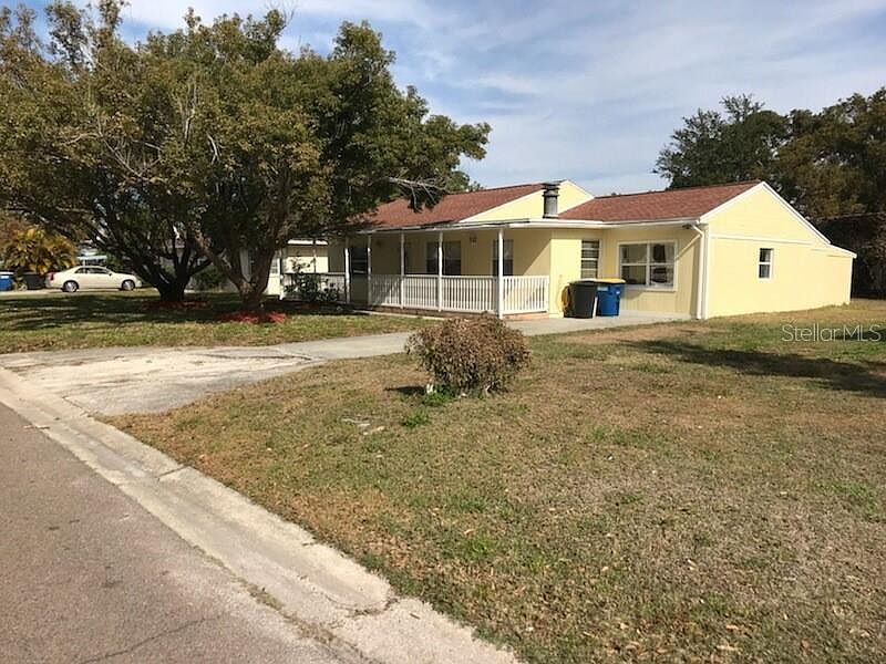 1st image of 101 N Saturn Ave