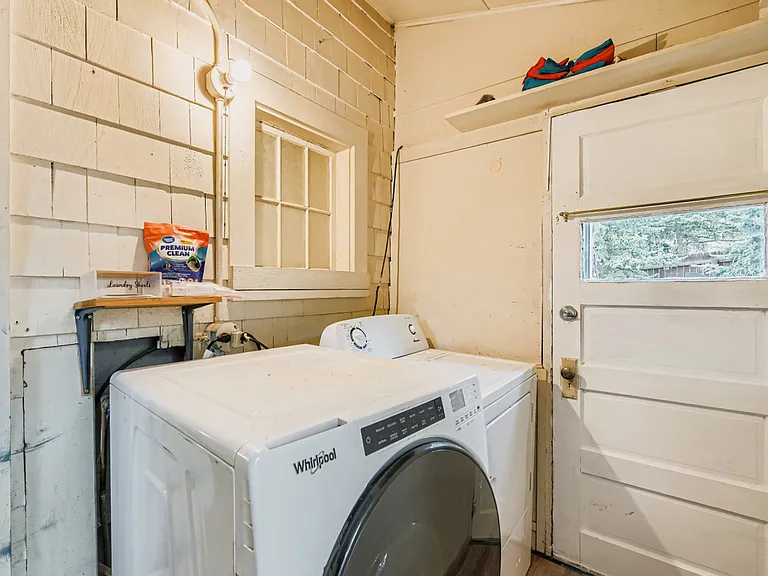 Laundry Room Cabinet