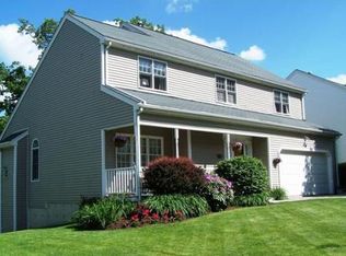 79 Bjorklund Ave, Worcester, MA 01605