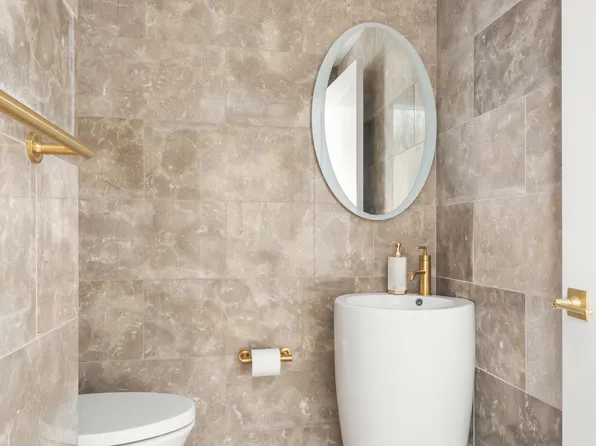 1200 Fifth Avenue image 8 of 27