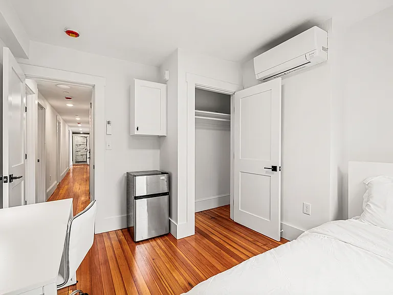 18 Benedict St #11 — Photo 3