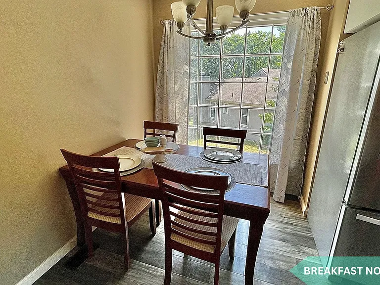 10789 Oakmont St — Photo 6