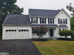 124 Horseshoe Ln, North Wales, PA 19454