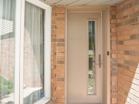 5th image of 1216 Leewood Dr