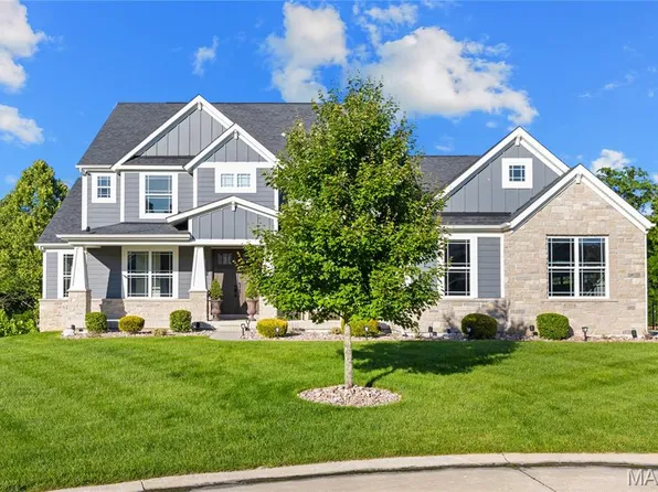 216 Westleigh Ct, Wentzville, MO 63385