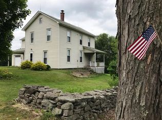 1113 Tresslarville Rd, Lake Ariel, PA 18436