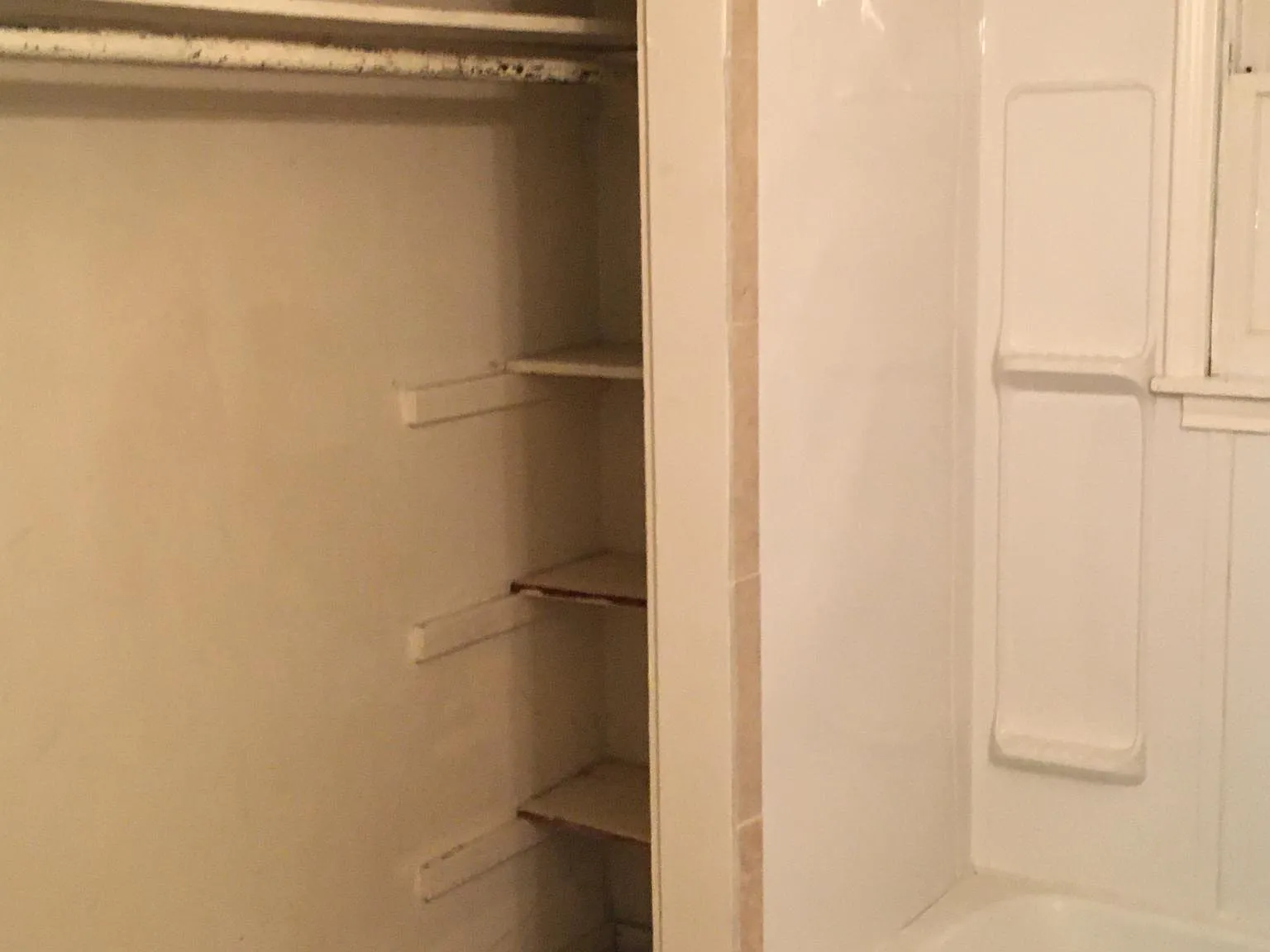 1 bed, 600 sqft, $700 — Photo 3