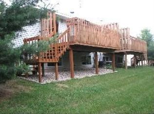 1207 Glades Dr, Altoona, WI 54720