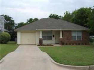 5616 Donnelly Ave, Fort Worth, TX 76107