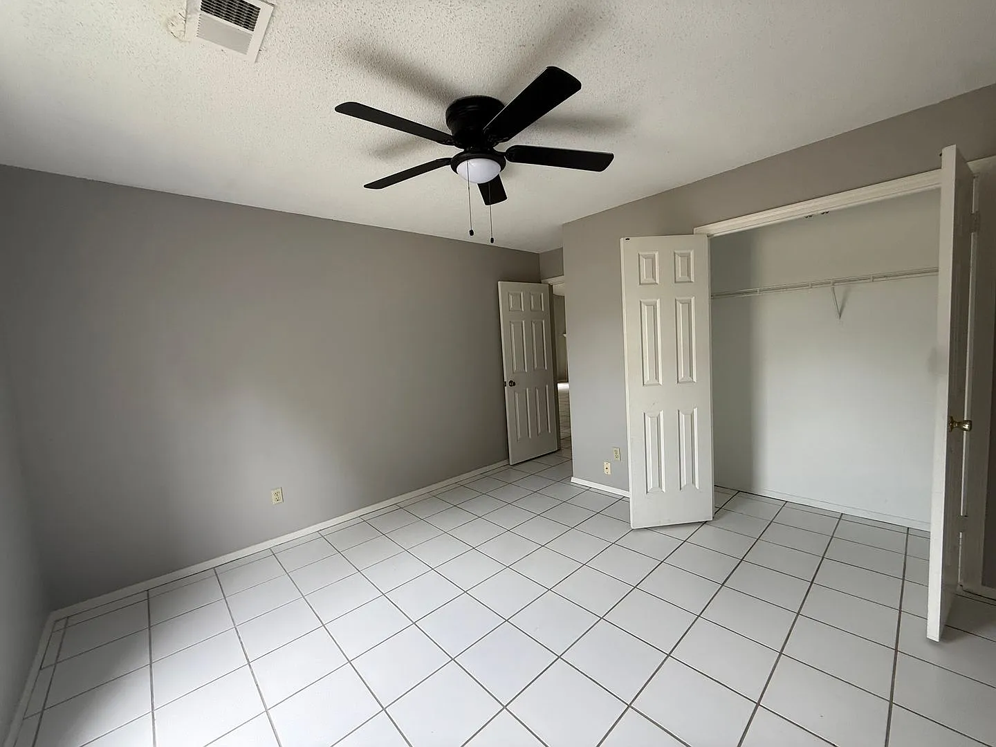 104 Orange Dr, Senatobia, Ms For Rent — Photo 4