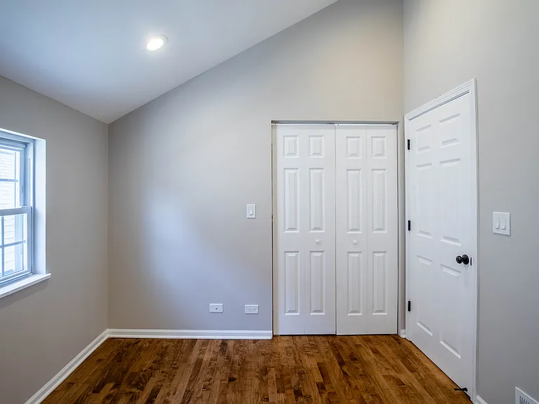 1063 N Wood St #PENTHOUSE — Photo 24