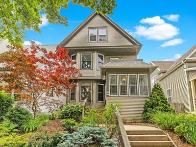 713 East Russell AVENUE #715, Milwaukee, WI, 53207