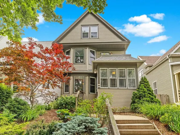 713 East Russell AVENUE #715, Milwaukee, WI 53207
