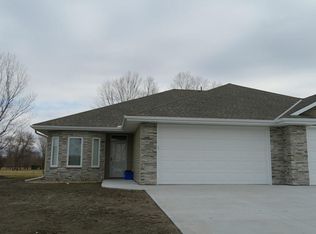 5248 Carriage Rd, Council Bluffs, IA 51501