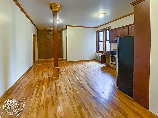 3rd image of 281 Crown St APT B6