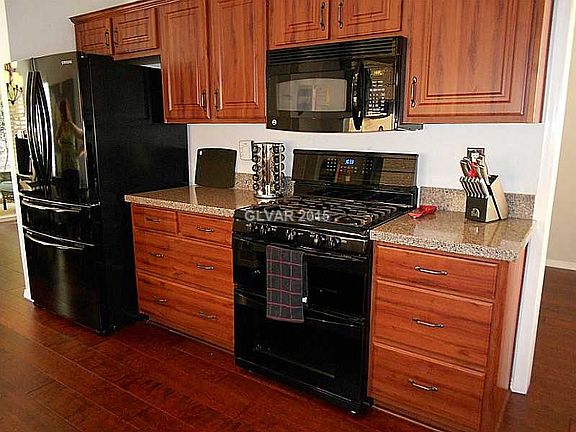 4th image of 9017 Mountain Gate Dr