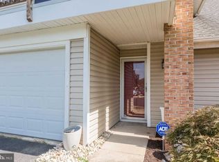 7822 Mulberry Bottom Ln, Springfield, VA 22153