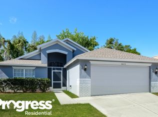 1613 Maximilian Dr, Zephyrhills, FL 33543