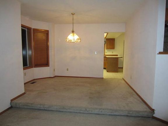 Formal dining room