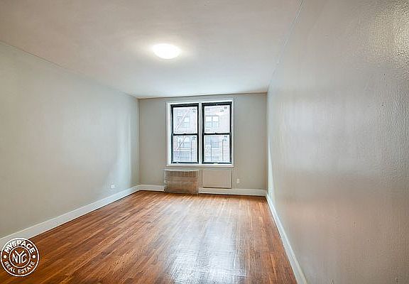 3rd image of 270 Clarkson Ave #417