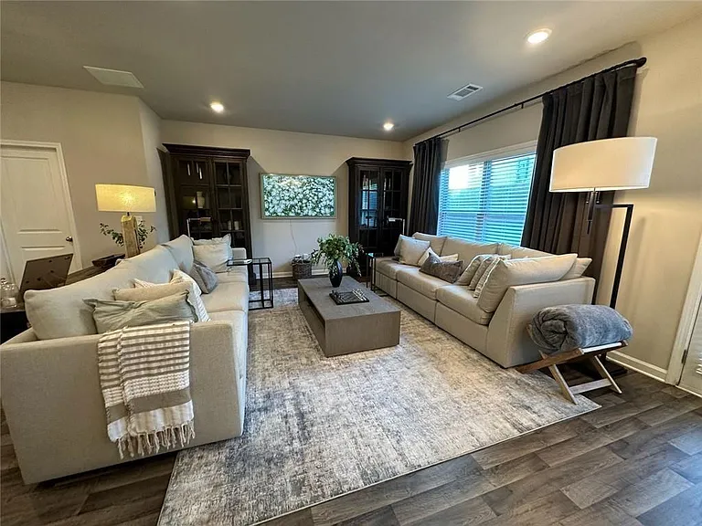 126 Auburn Crossing Dr — Photo 10
