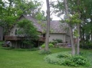 8701 Coral Rd, Wonder Lake, IL 60097