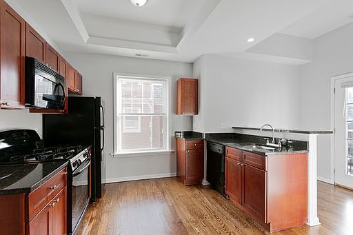 4th image of 7734 N Ashland Ave #A3